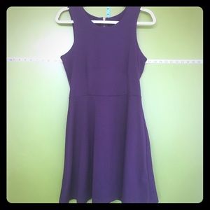 ON A-line skater sleeveless zip dress - eggplant